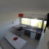 studette avec kitchenette et meubles